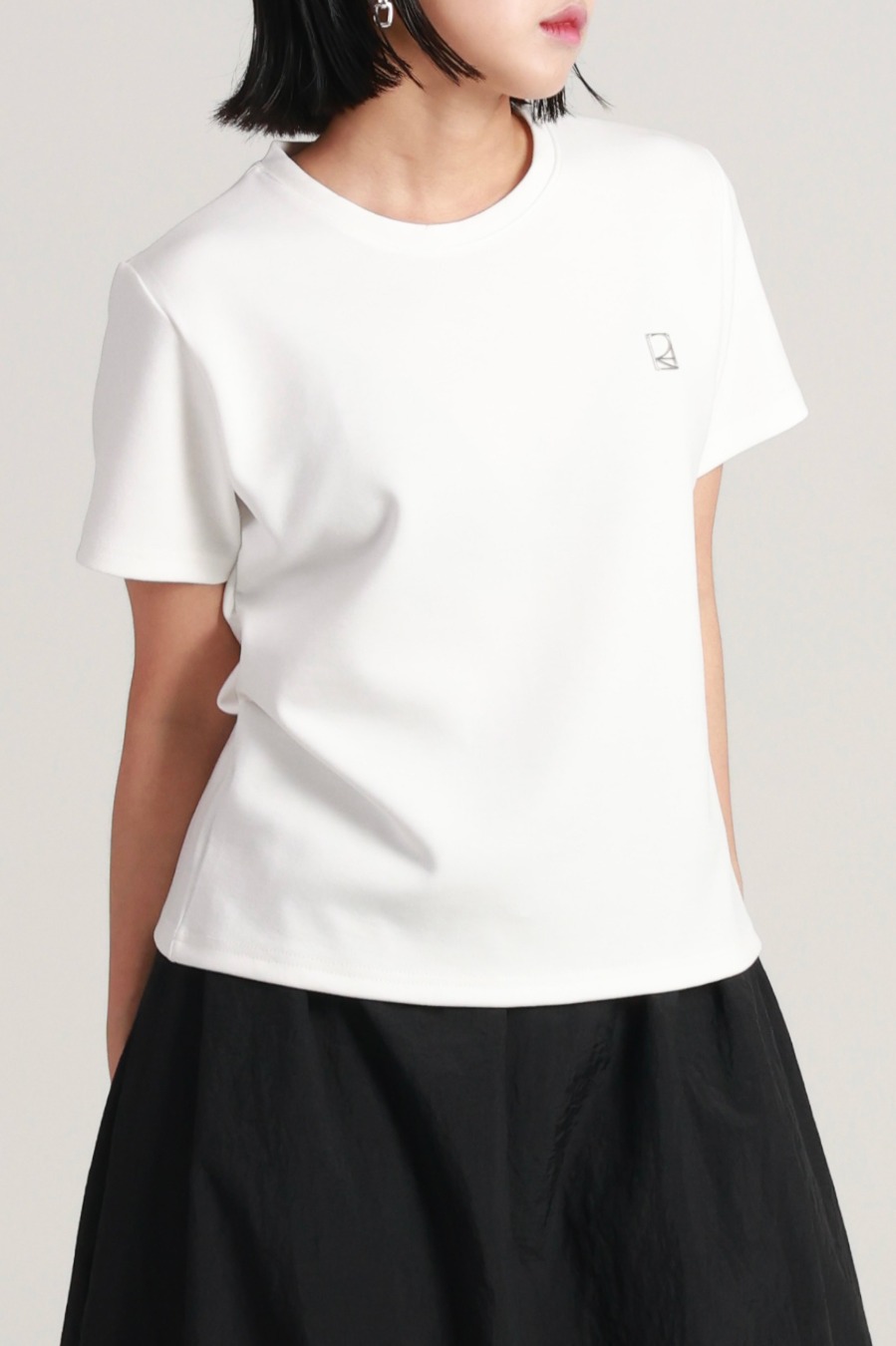리아이 정핏 티셔츠 - WHITE